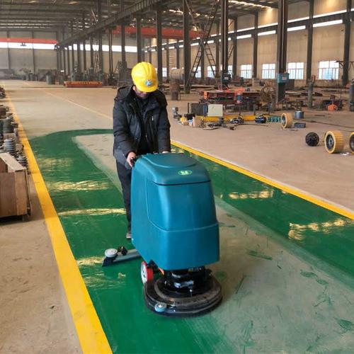 工廠車間與物業管理必看 清潔高效吸塵掃地機與洗地機，一推即凈！